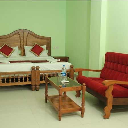 Sea Star Beach Resort Kovalam Exterior photo