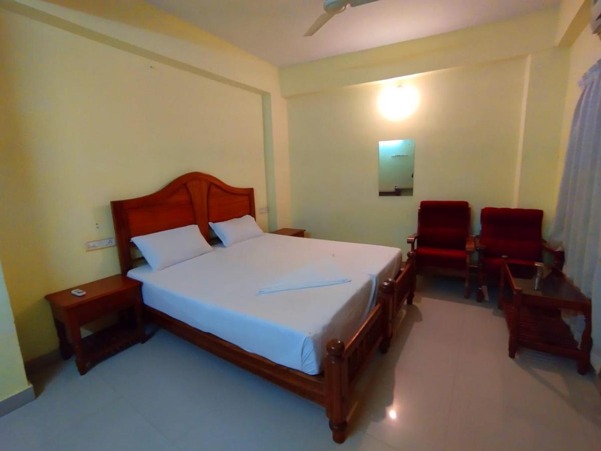 Sea Star Beach Resort Kovalam Exterior photo