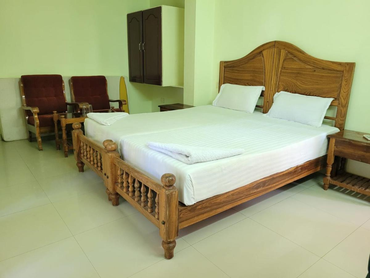 Sea Star Beach Resort Kovalam Exterior photo